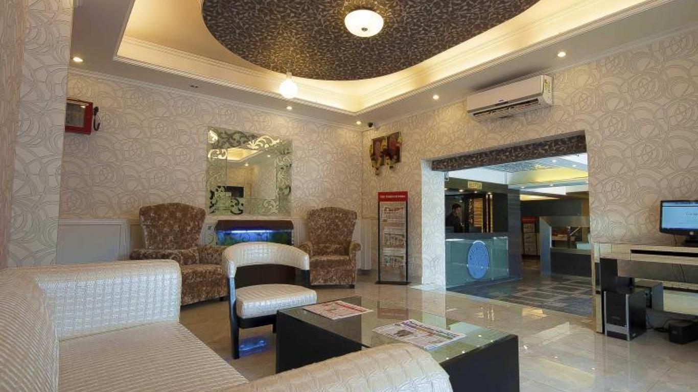 Hotel Pitrashish Grand & Premium
