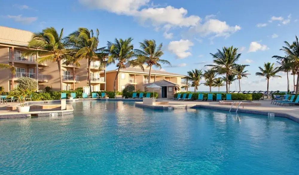 Grand Caymanian Resort, Grand Cayman family resort