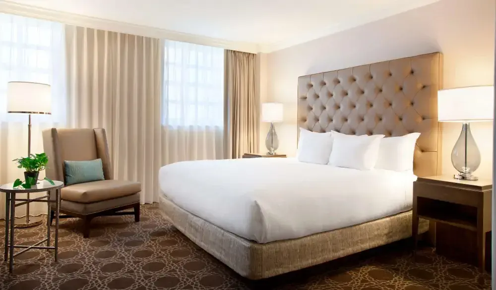 Hilton New Orleans St. Charles Avenue, top hotel in Central Business district