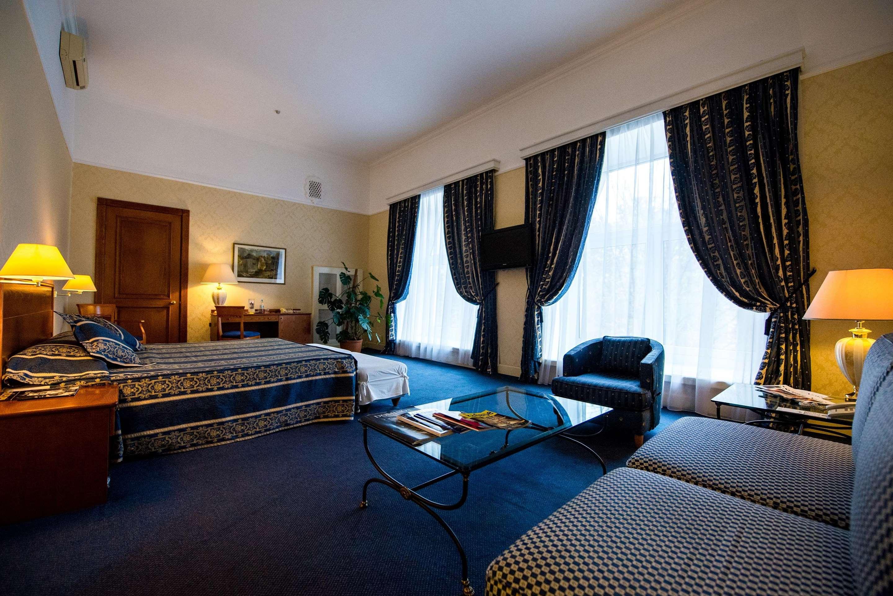 Grand Hotel Ukraine Dnipro Ukraine Compare Deals
