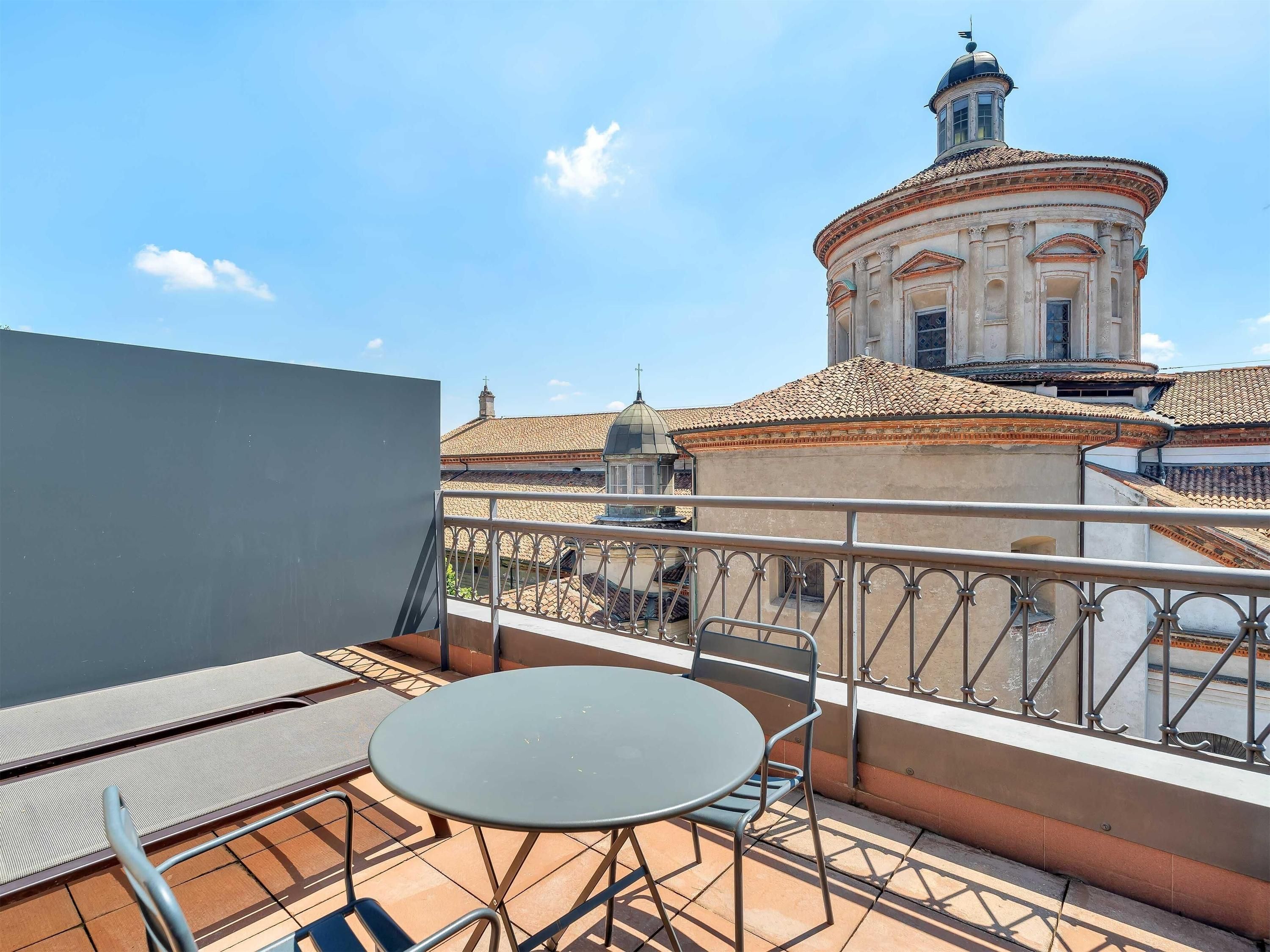 B\u0026B Hotels Hotels in Milan from $67 | HotelsCombined, image size:3000x2250