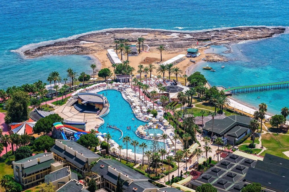 OZ Hotels Incekum Beach Resort, Alanya | HotelsCombined