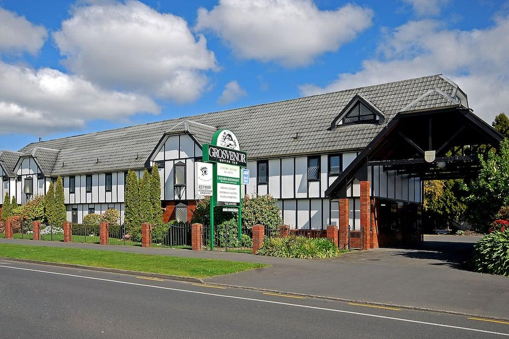 Grosvenor Motor Inn Grosvenor Motor Inn