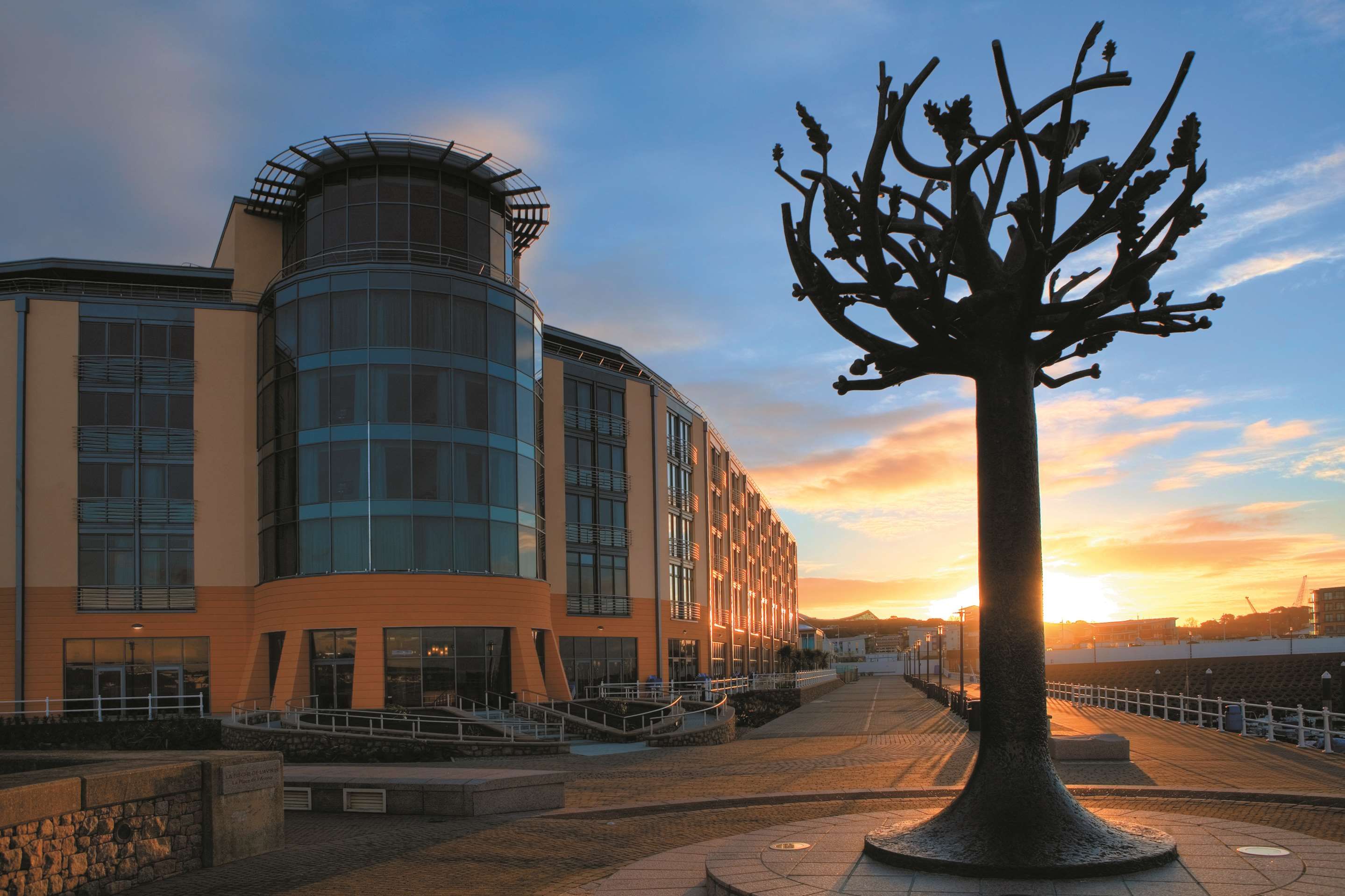 Radisson Blu Waterfront Hotel, Jersey, Saint Helier HotelsCombined