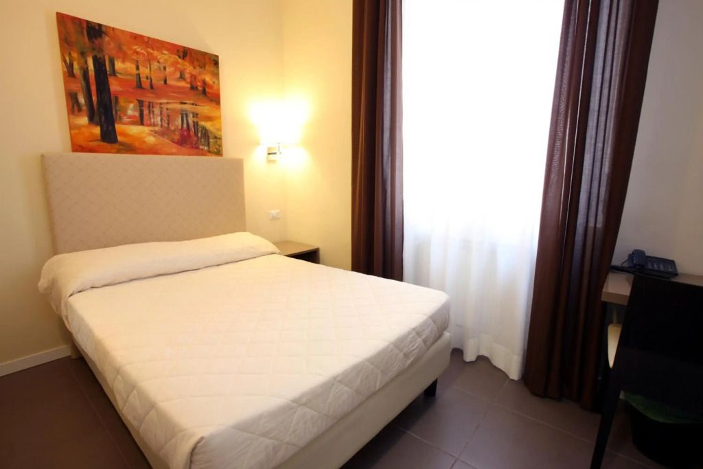 Ferton, Milan HotelsCombined