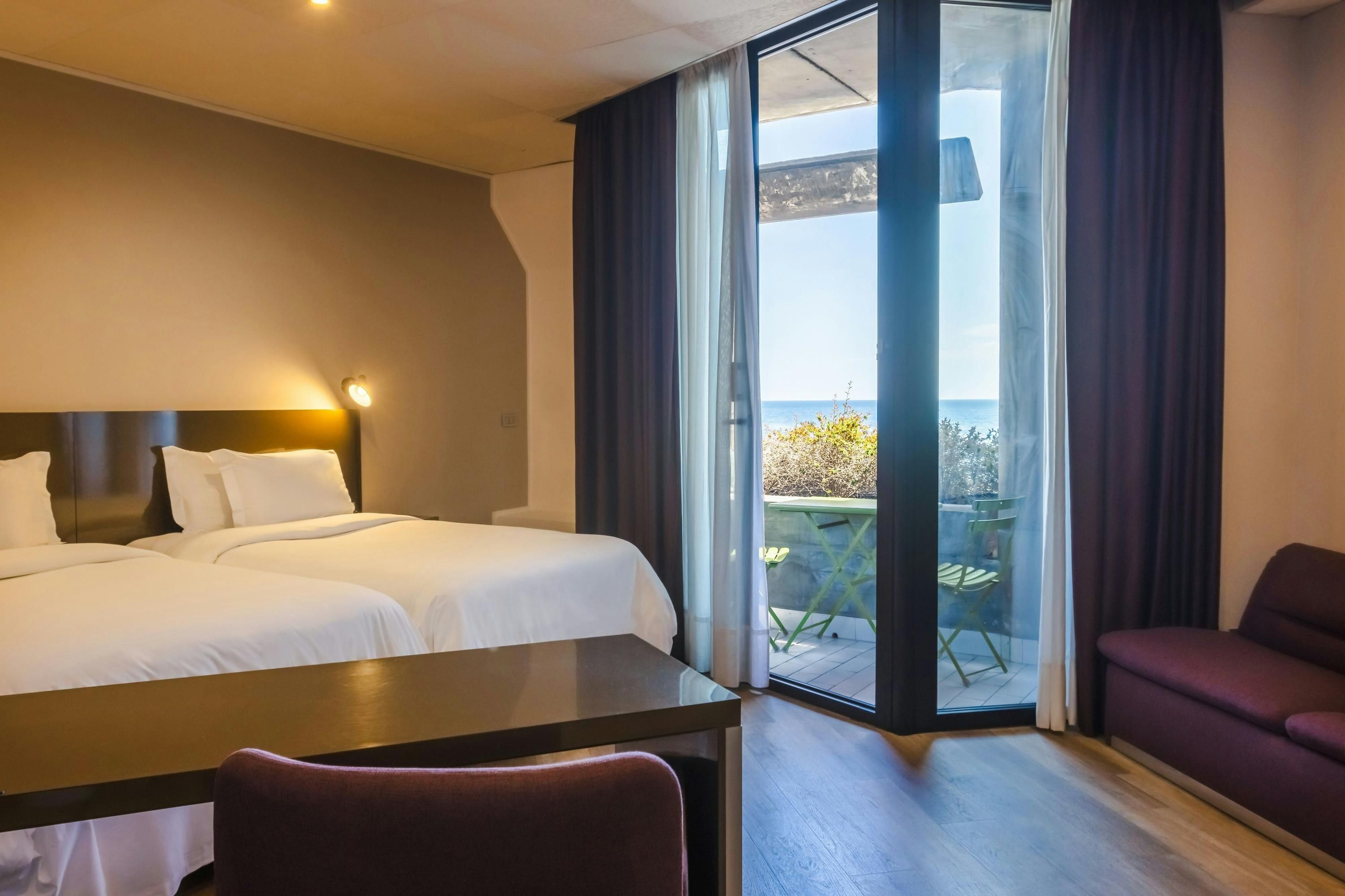 Four Points by Sheraton Catania Hotel and Conference Center, Catania |  HotelsCombined, image size:3000x2000