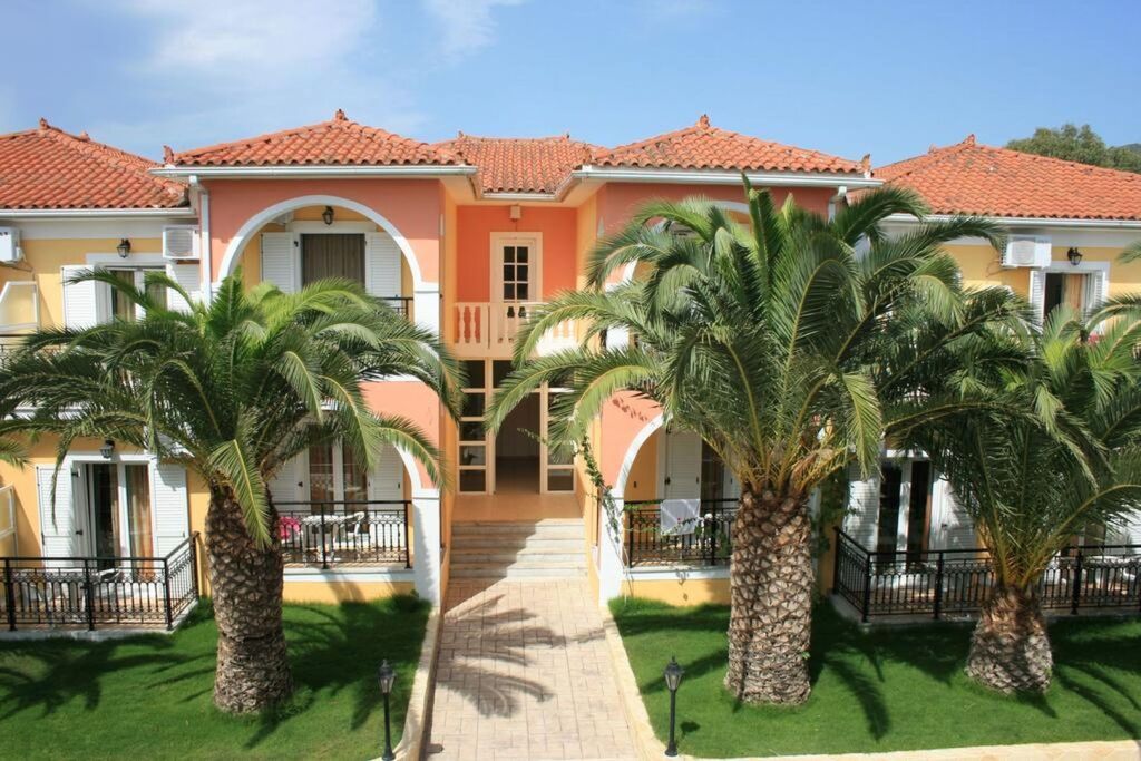 Hotel Metaxa, Kalamaki HotelsCombined