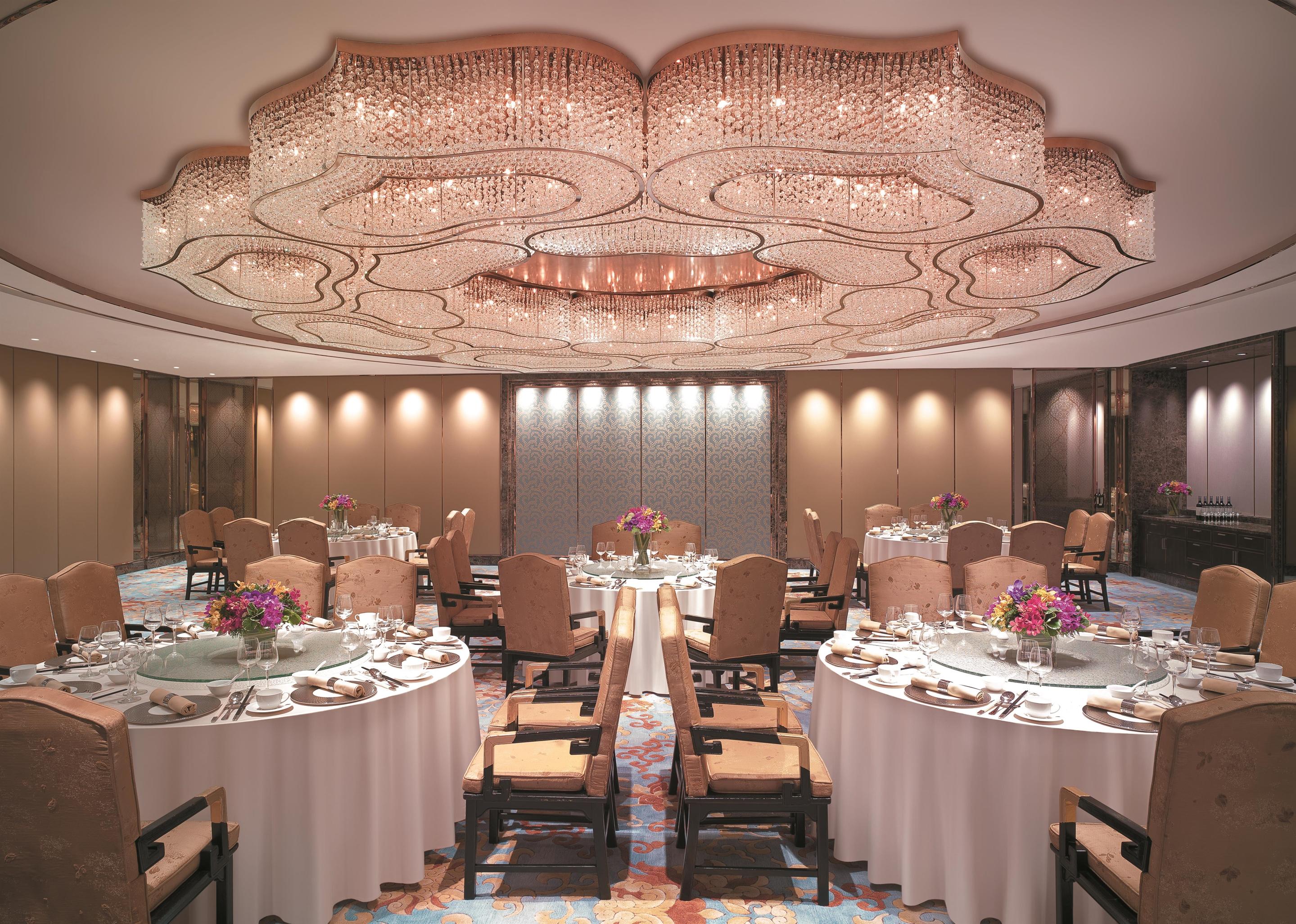Shangri La Bangkok Bangkok Thailand Compare Deals