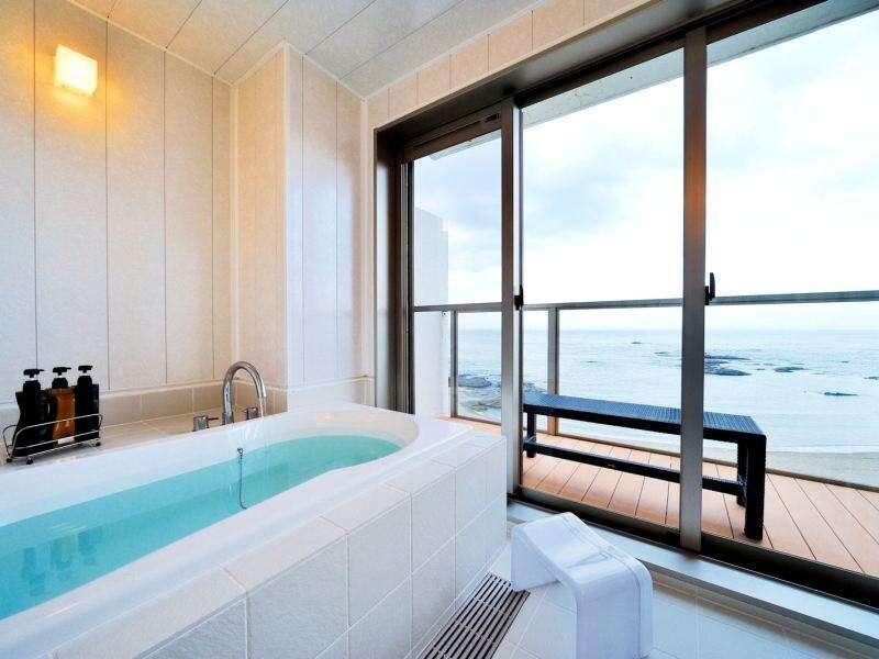 【再入荷！】 Oarai Hotel, Ōarai | HotelsCombined 文化、民俗