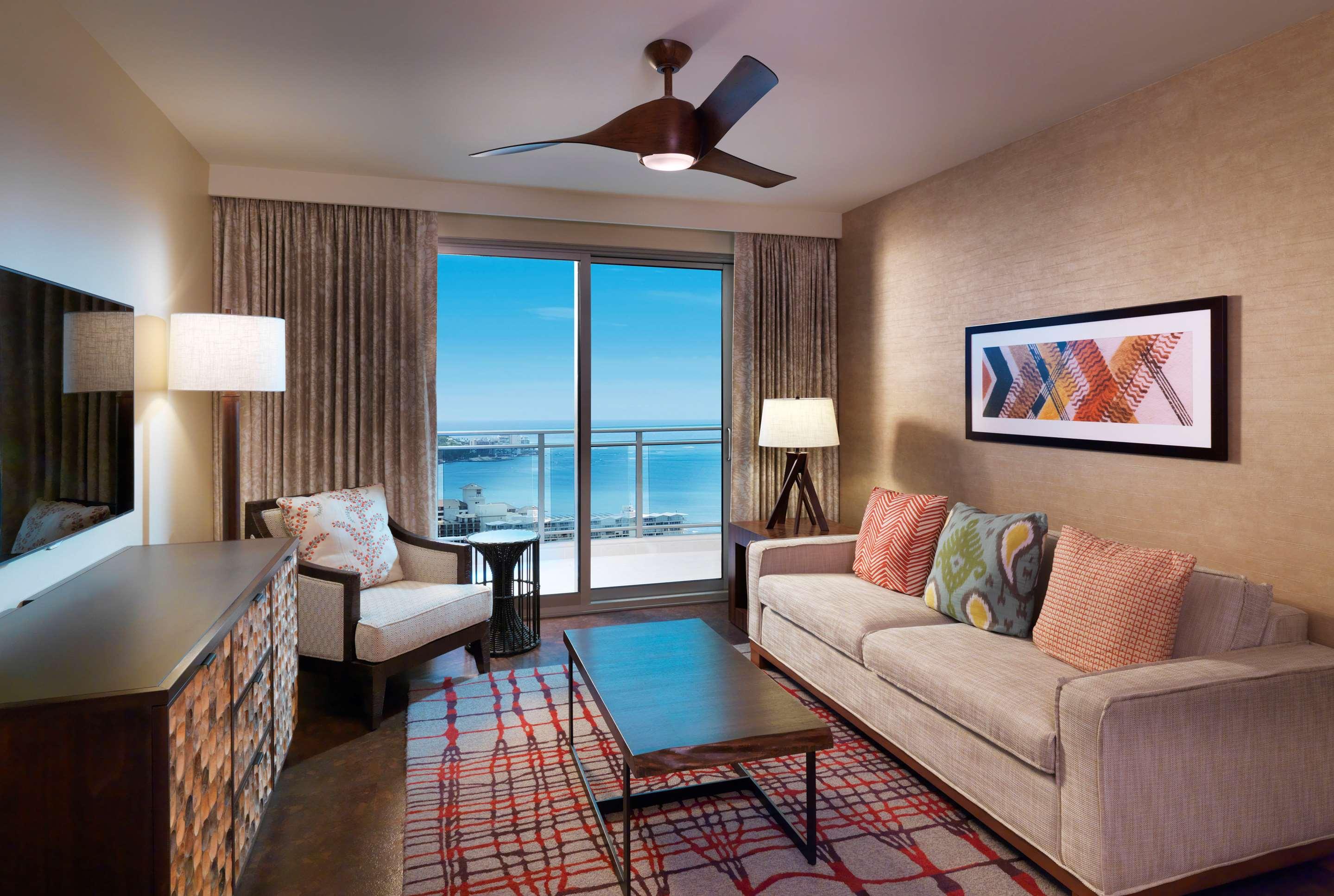 Hilton Grand Vacations Club The Grand Islander Waikiki