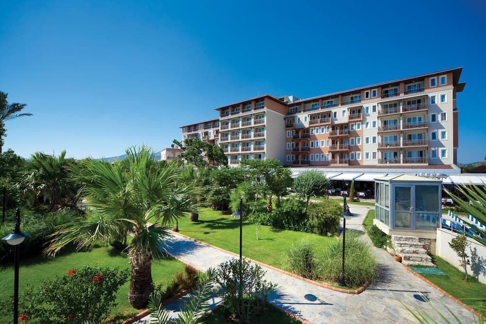 Club Cactus Paradise, Gmldr Cumhuriyet | HotelsCombined