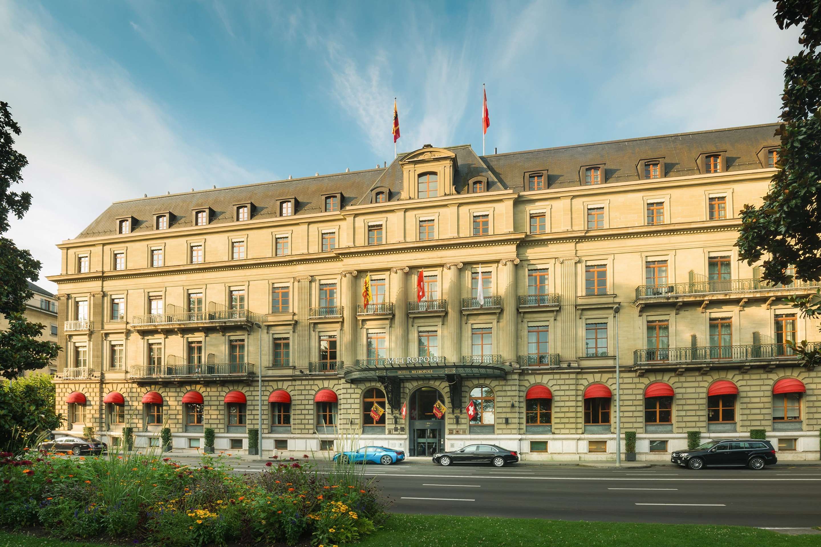 Mövenpick Hotel & Casino Geneva, Meyrin Compare Deals