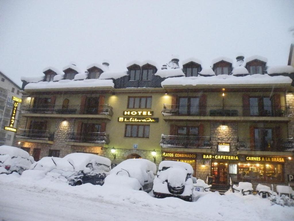 Benasque Hotels: 270 Cheap Benasque Hotel Deals