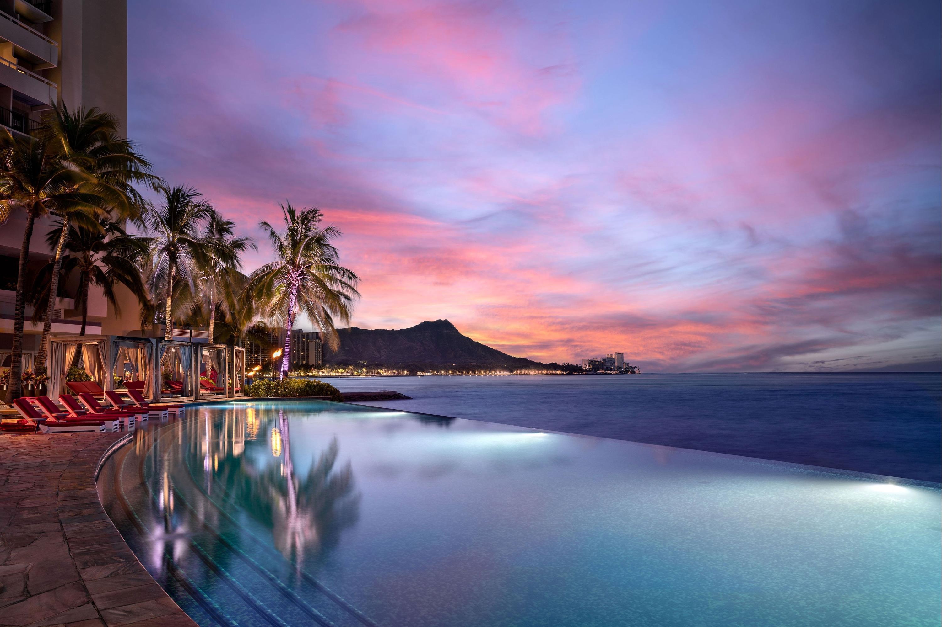 Sheraton Waikiki Beach Resort, Honolulu | HotelsCombined
