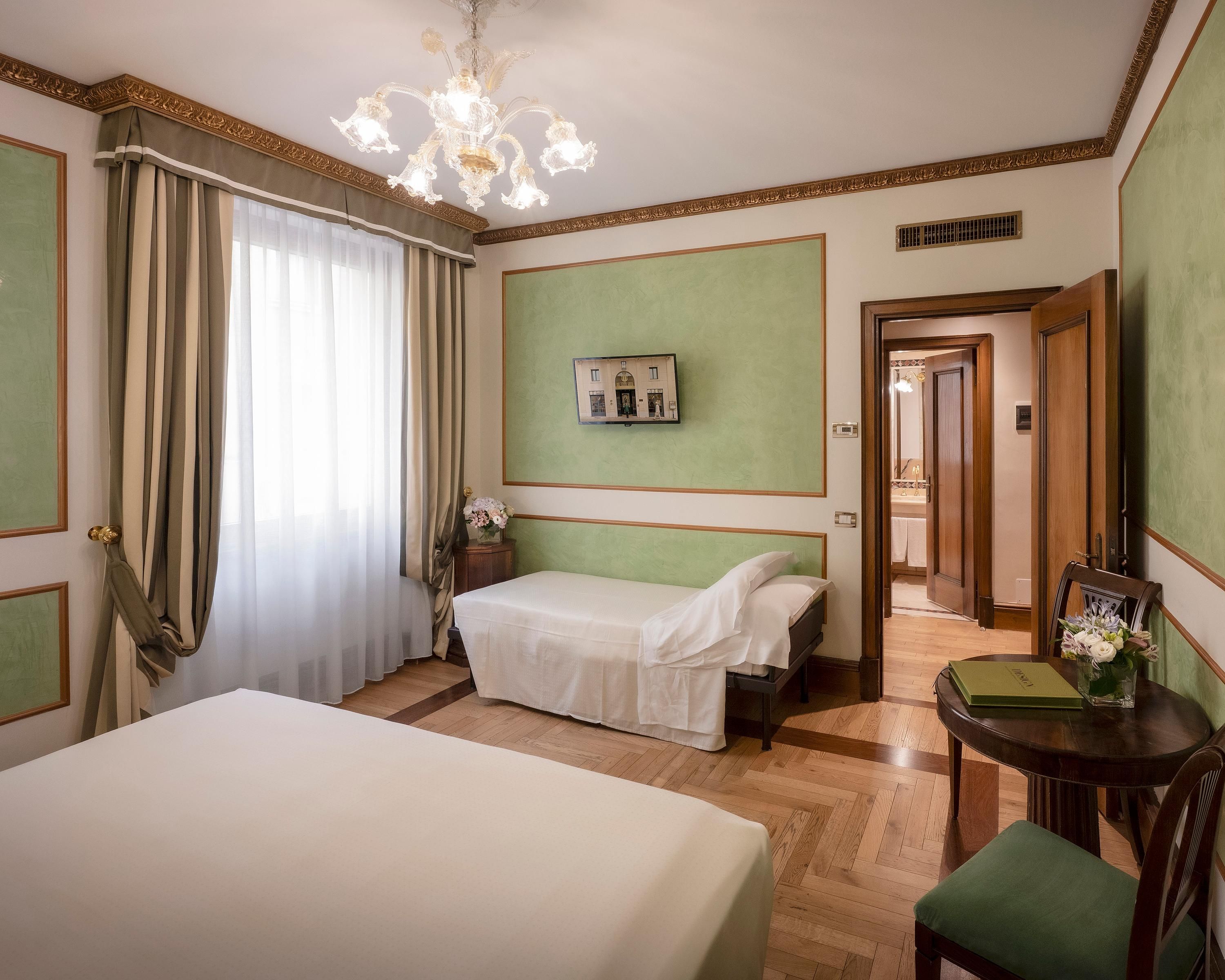Due Torri Hotel, Verona | HotelsCombined, image size:3000x2400