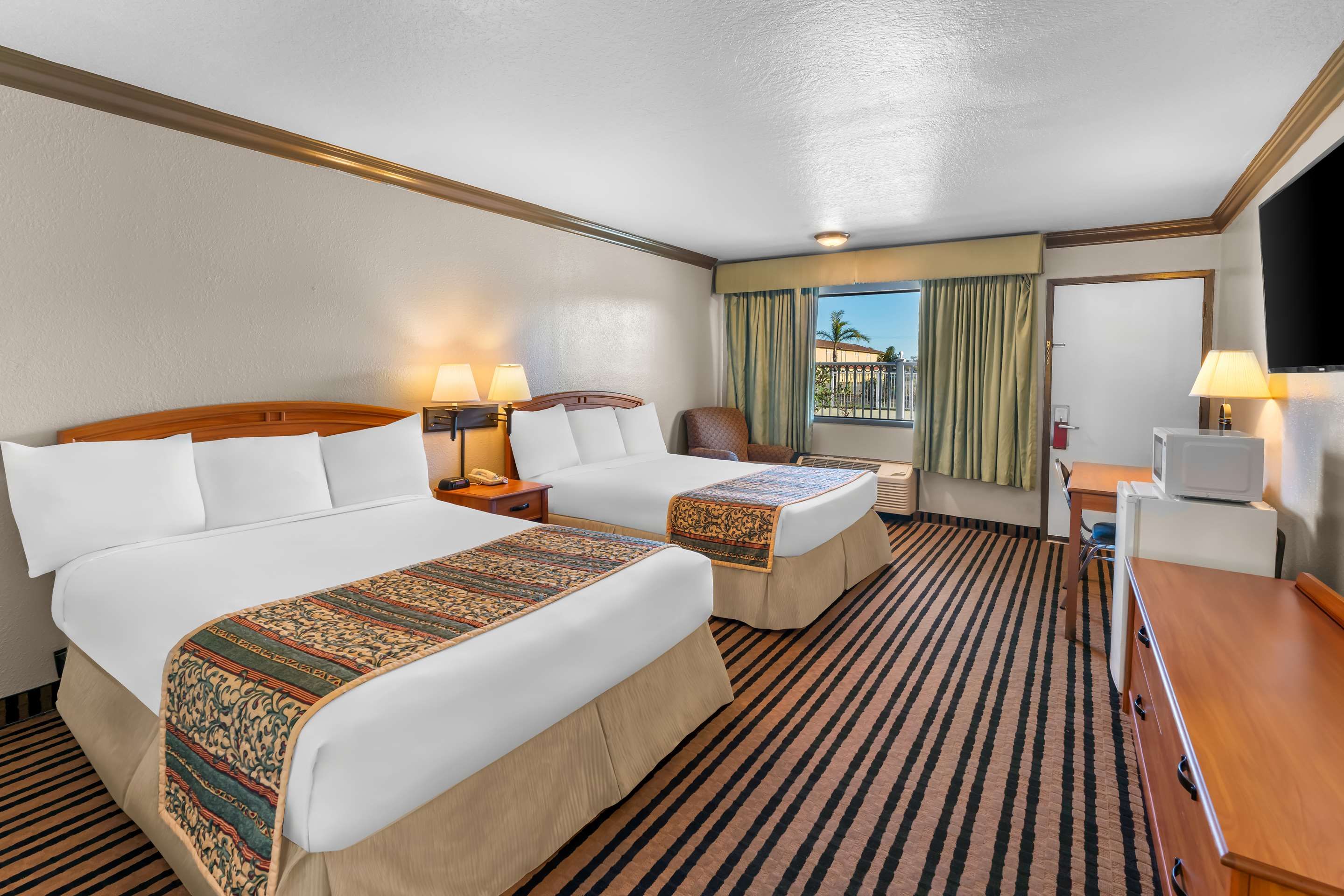 Vacaville Hotels: 37 Cheap Vacaville Hotel Deals