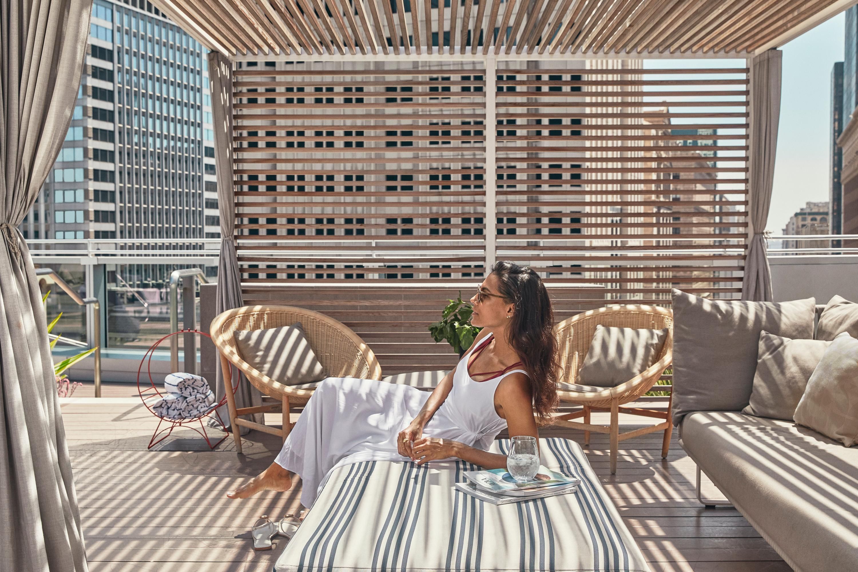 Hotels near Crypto.com Arena, Los Angeles - Amazing Deals on 396 Hotels