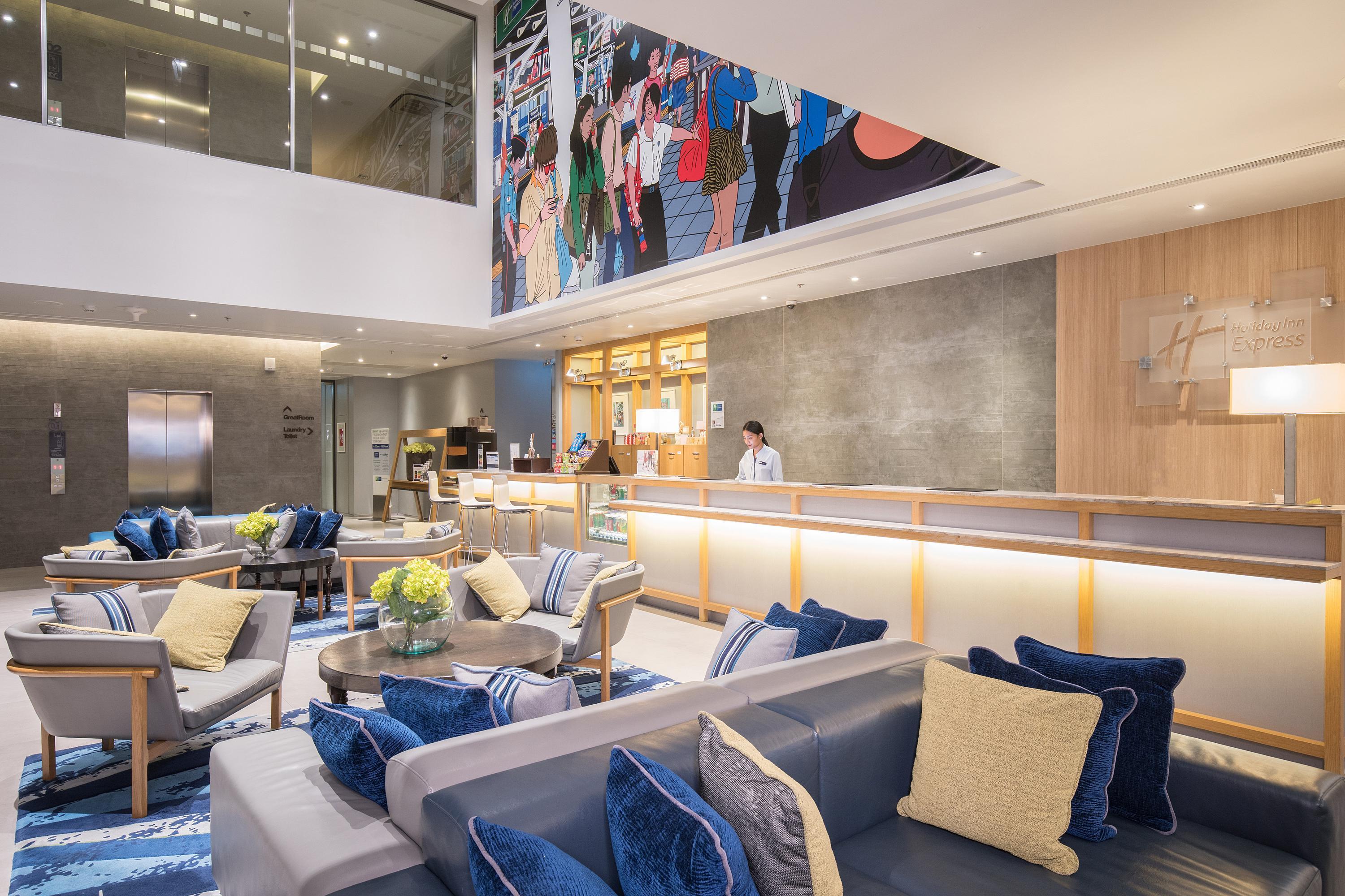Holiday Inn Express Bangkok Sathorn Bangkok Thailand Compare Deals Holiday Inn Express Bangkok Sathorn Bangkok Thailand Compare Deals