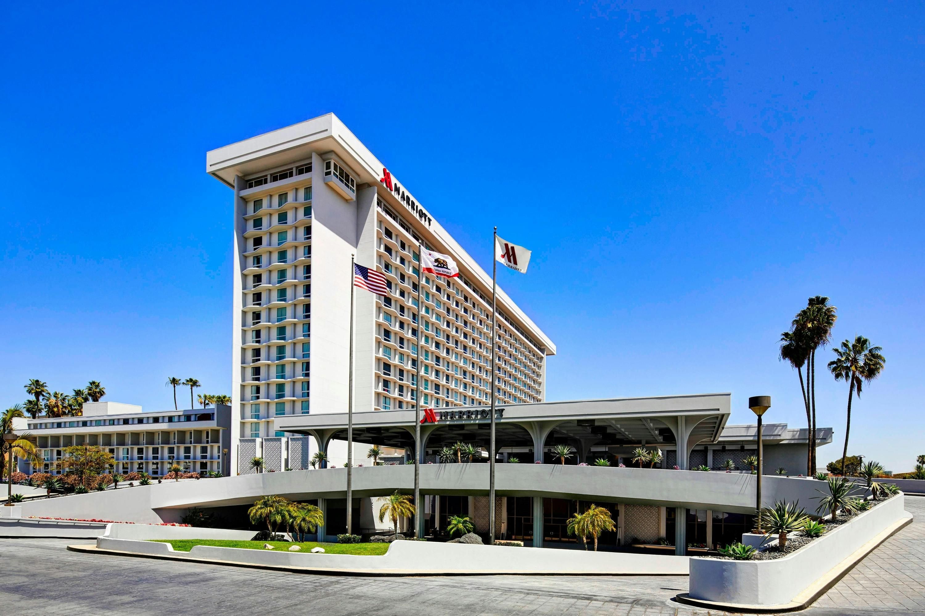 Marriott Hotels & Resorts Hotels in Los Angeles from $179 | HotelsCombined