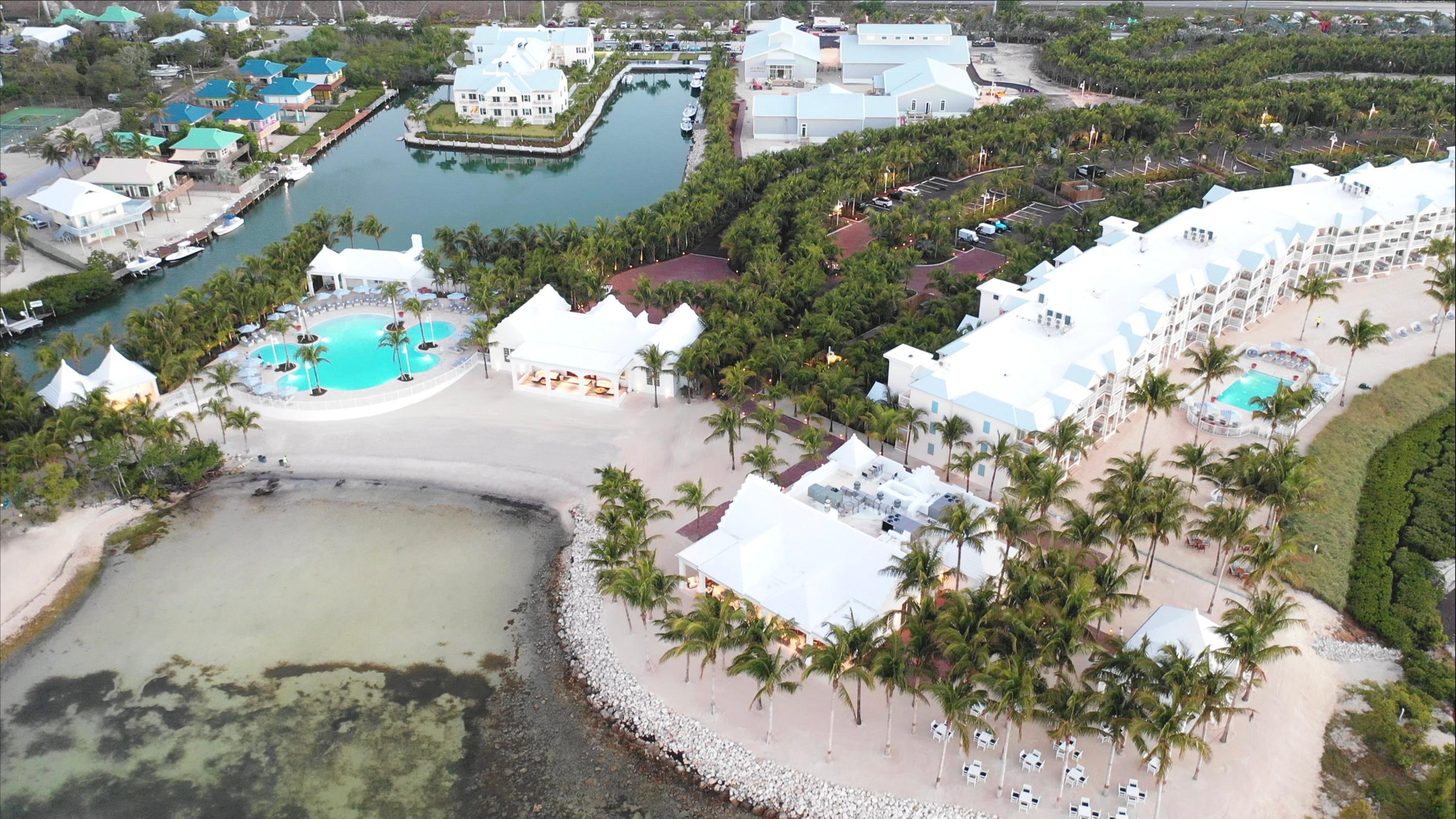 Isla Bella Beach Resort, Marathon | HotelsCombined Isla Bella Beach Resort, Marathon | HotelsCombined