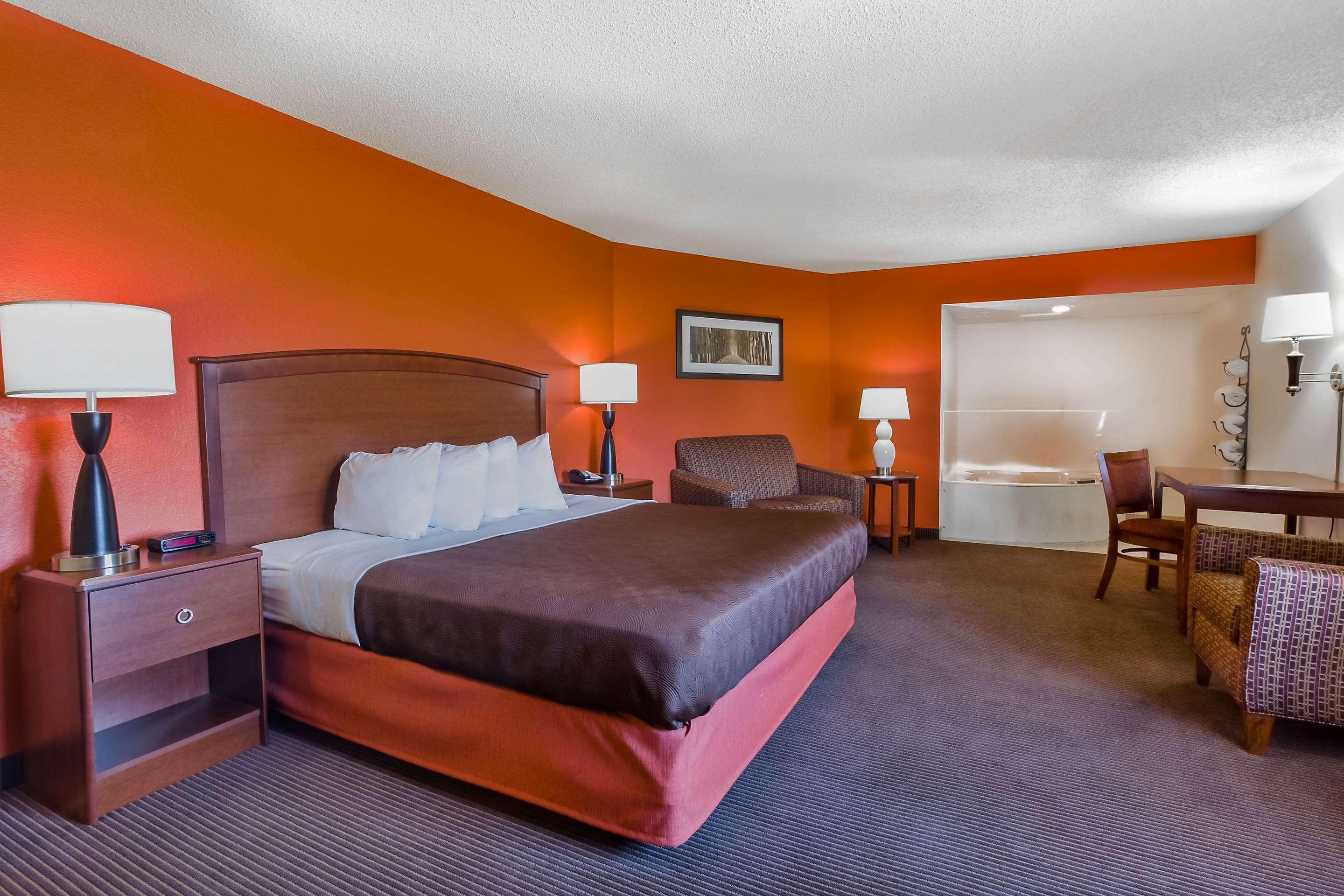chamberlain south dakota hotels pet friendly
