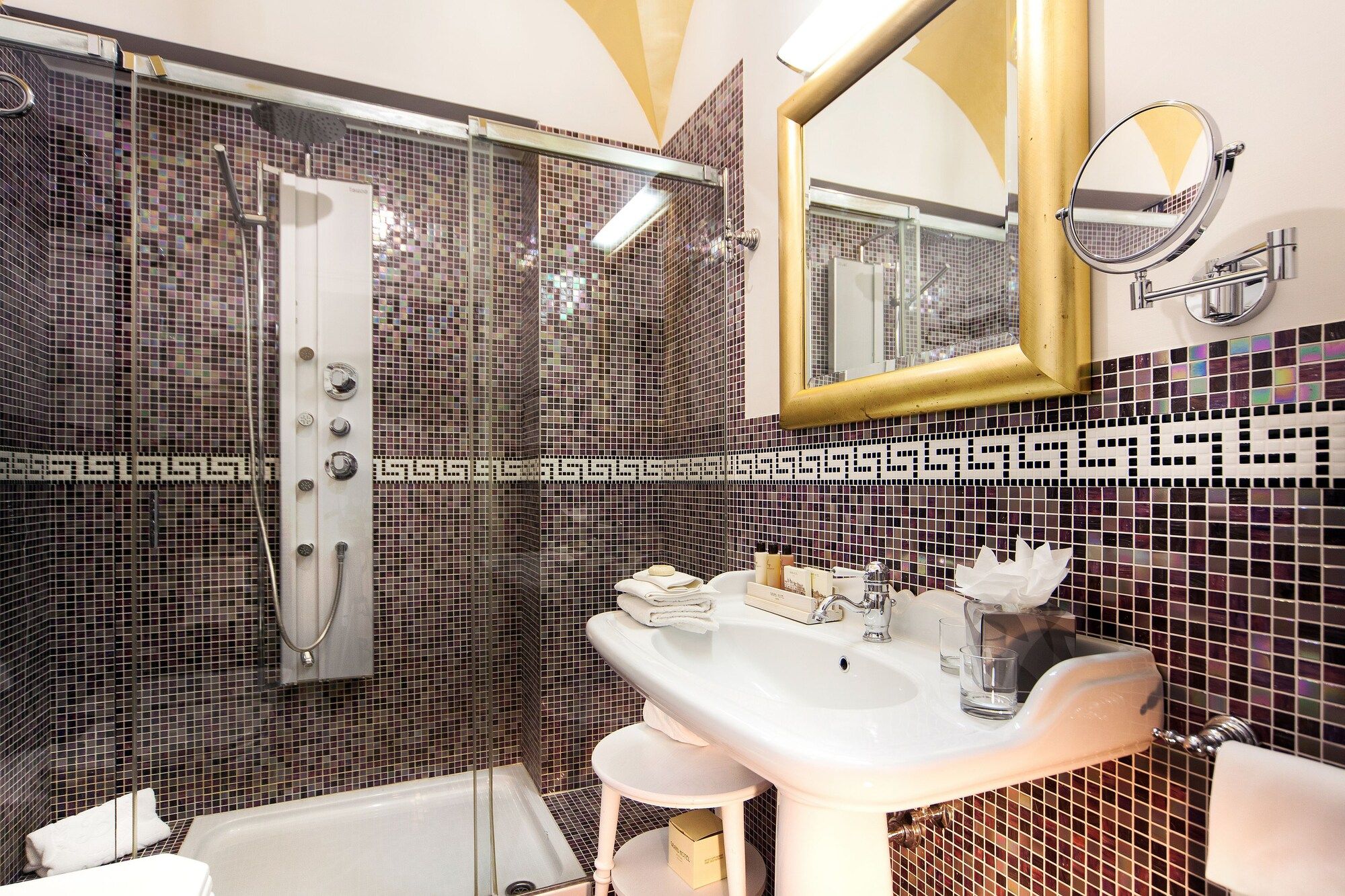 Grand Hotel Rimini, Rimini | HotelsCombined, image size:2000x1333