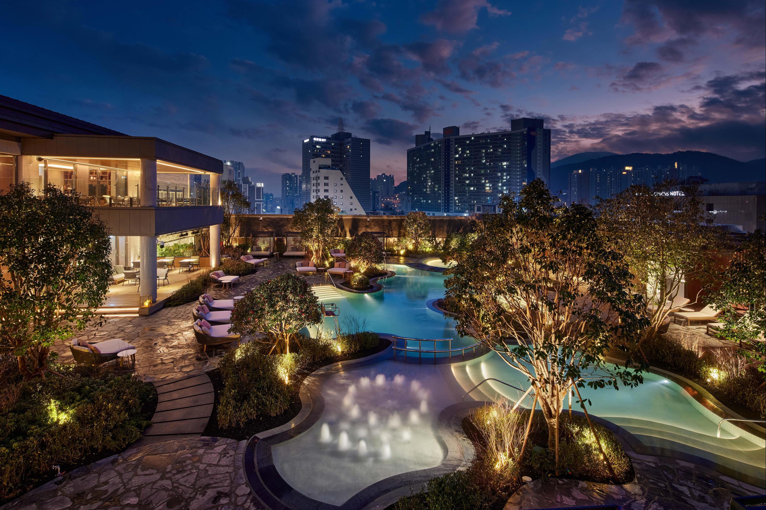 Lotte Hotel Busan, Busan | HotelsCombined