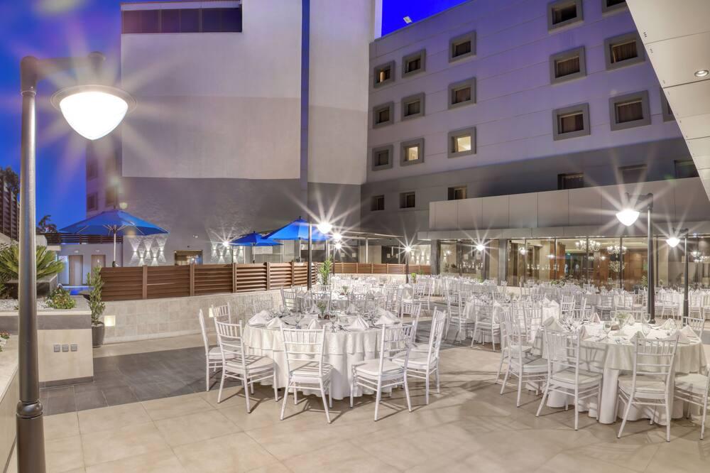 Hotel geneva amman shop
