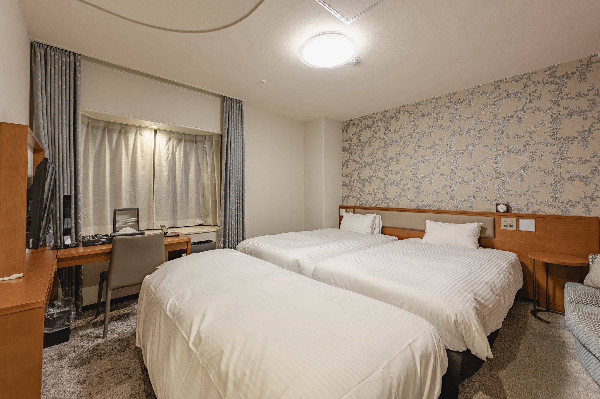 Toshima Hotels, in Tokyo: 1,100 Cheap Toshima Hotel Deals