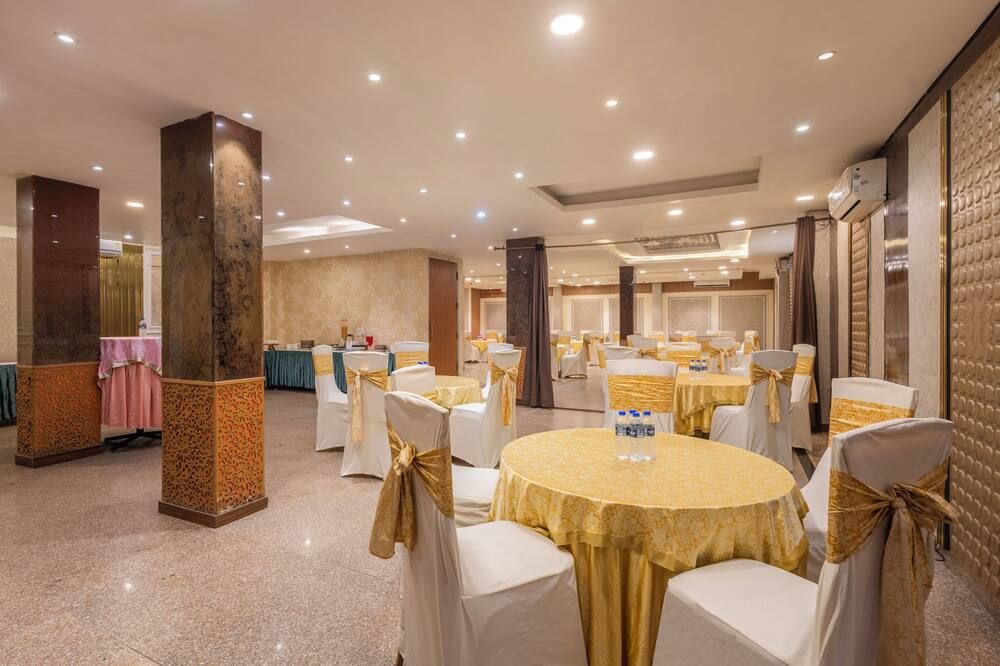 The Orion Greater Kailash, New Delhi HotelsCombined