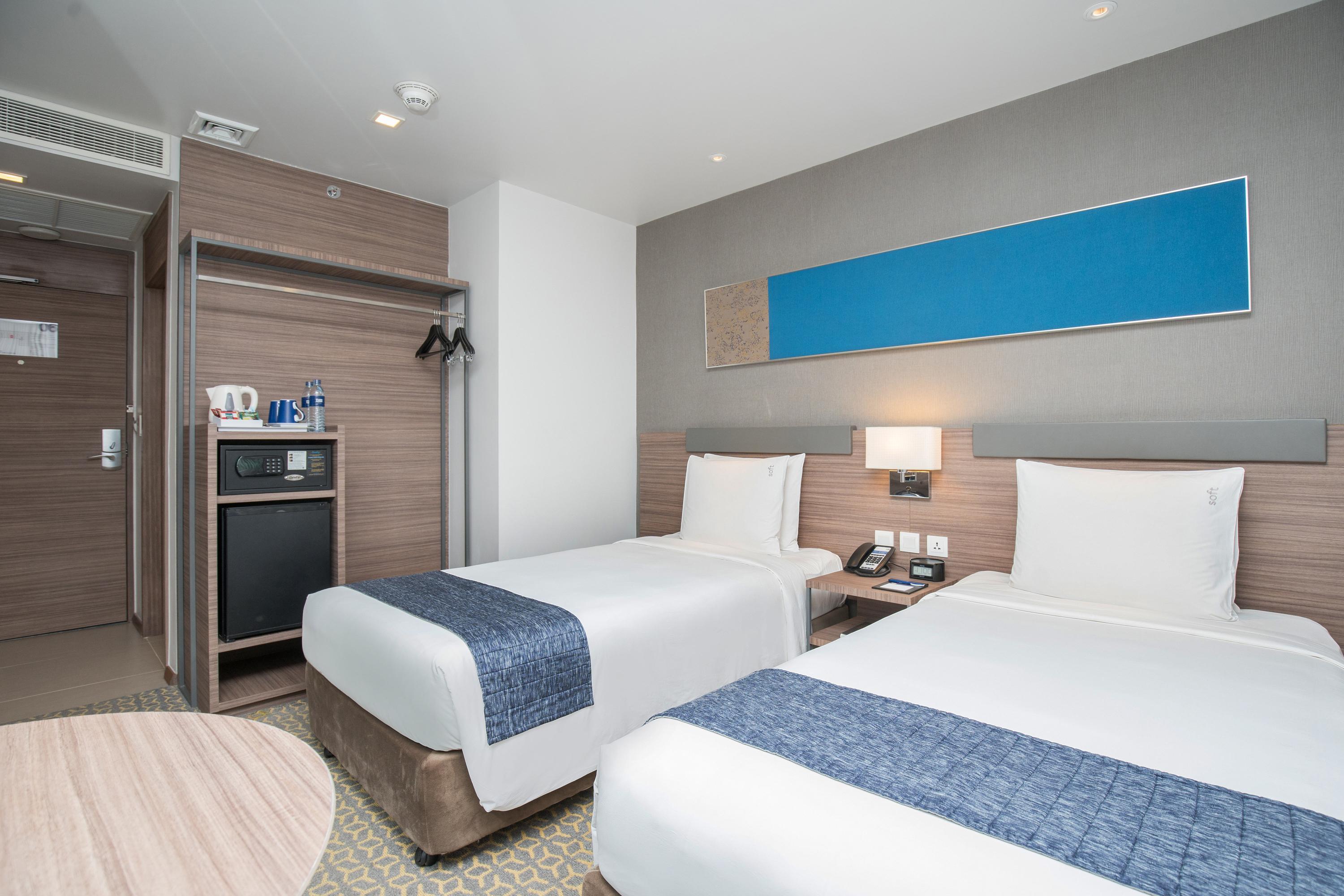 Holiday Inn Express Bangkok Sathorn Bangkok Thailand Compare Deals Holiday Inn Express Bangkok Sathorn Bangkok Thailand Compare Deals