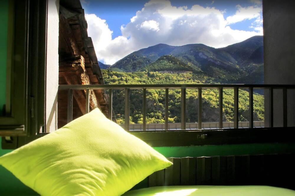 Andorra la Vella Hotels: 84 Cheap Andorra la Vella Hotel Deals