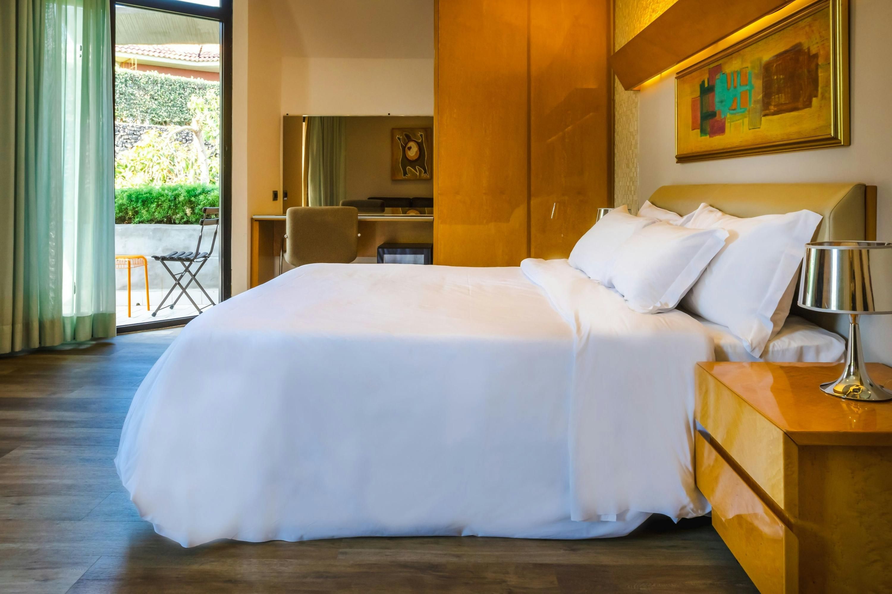 Catania Fontanarossa Airport Hotels: 3,942 Cheap Catania Fontanarossa  Airport Hotel Deals, image size:3000x2000