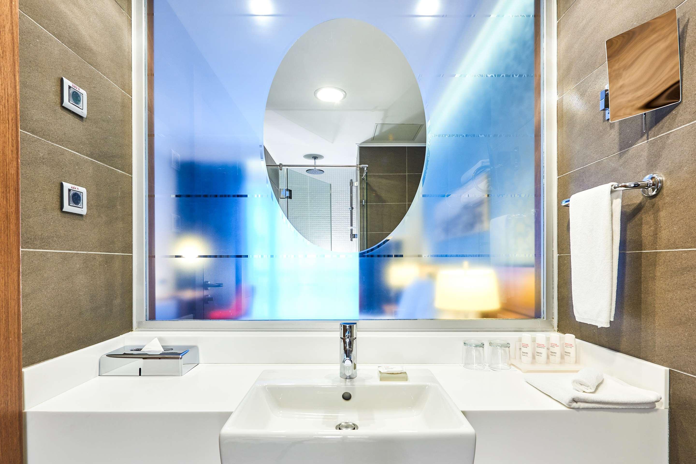 Radisson Blu Hotel Kyiv Podil City Centre Kyiv Ukraine Compare Deals