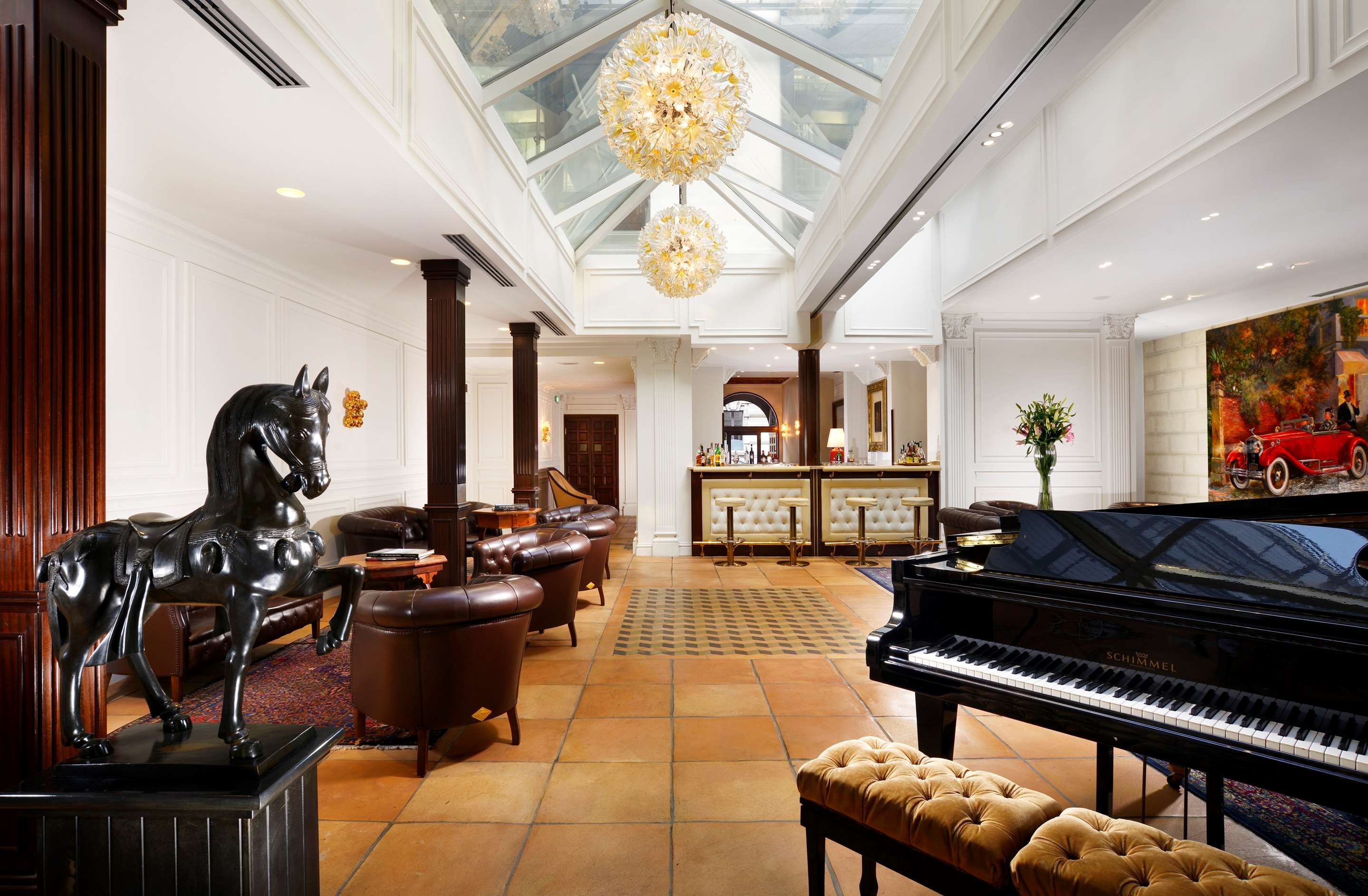 Hotel Pierre Milano, Milan | HotelsCombined, image size:2879x1885
