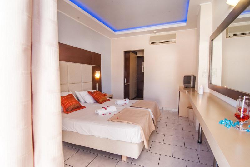 Esperia hotel laganas zante shop