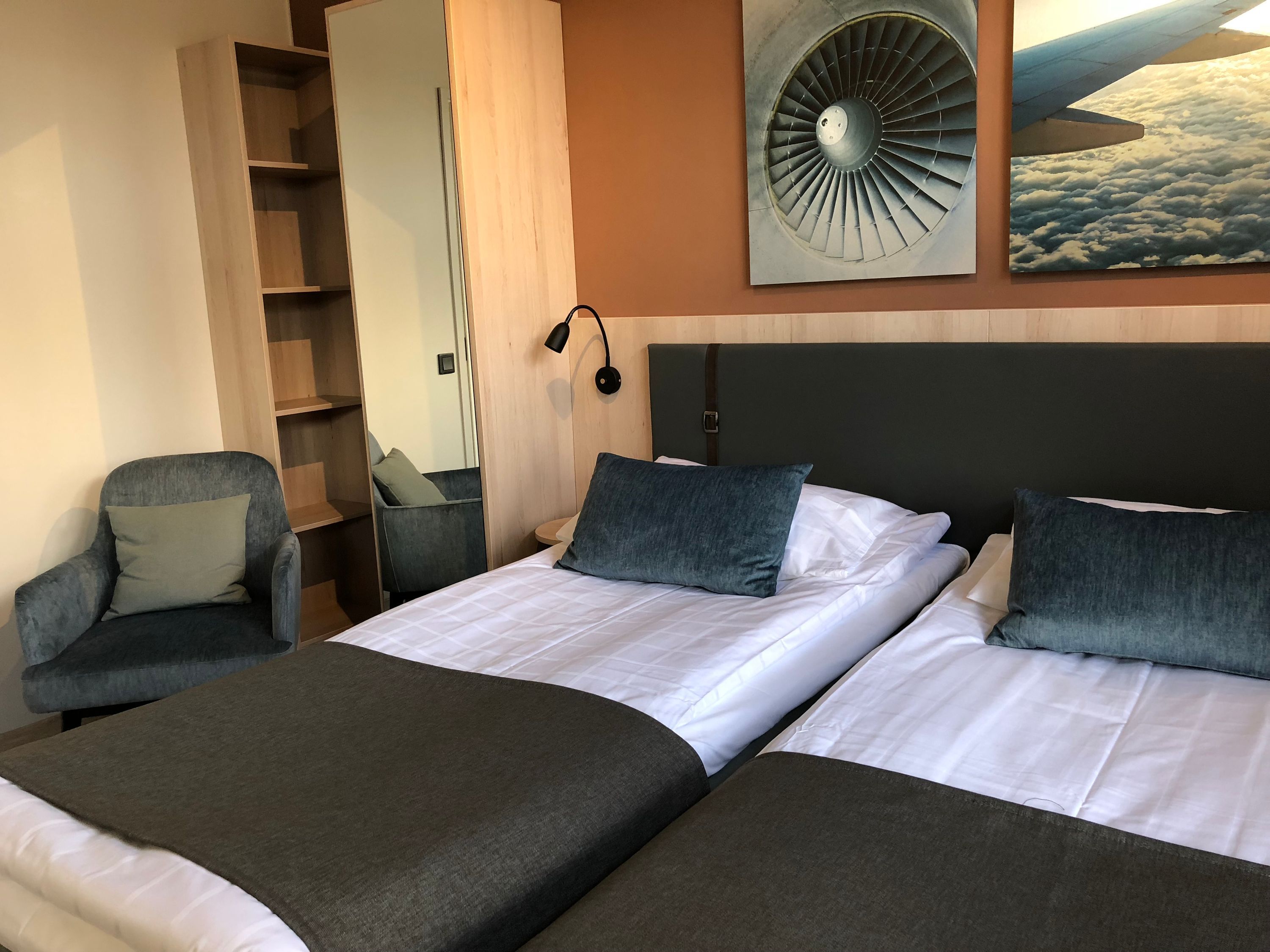 Box Bed & Breakfast, Box Compare Deals