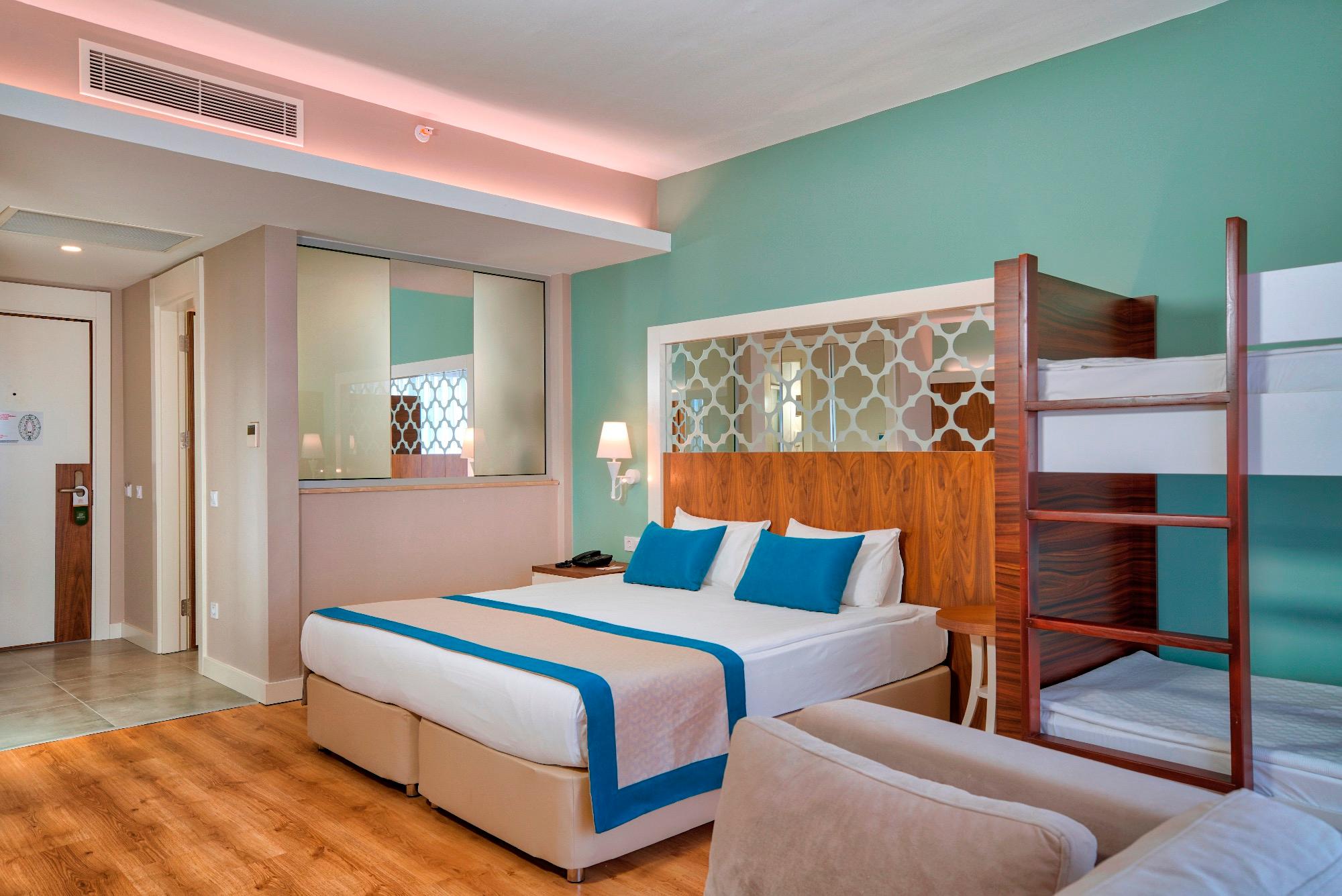 Side Crown Sunshine Review Side Crown Sunshine, Side | HotelsCombined