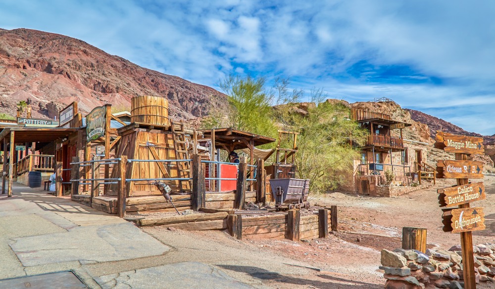 Ghost town of Calico was established in 1881 and had a population of 1200,Calico became a ghost town when Silver prices dropped dramatically. Today Calico is one of the few remaining original miming towns,California,USA