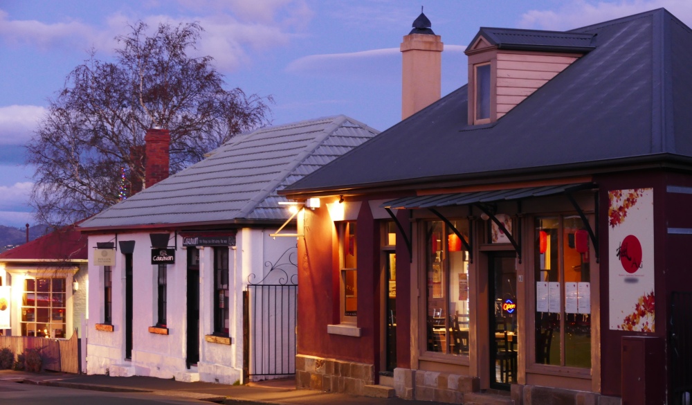 Battery point is the oldest and most historic suburb of Hobart. Many of the buildings found here are made of sandstone.