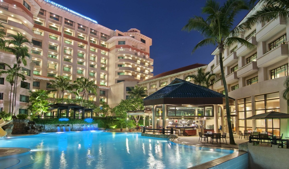 Swissotel Merchant Court, Singapore hotel pools