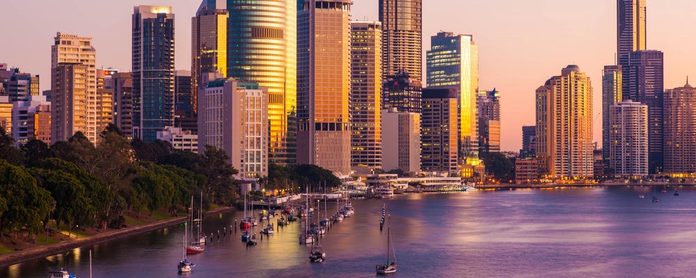 The morning light reflects off the buildings in Brisbanes CBD