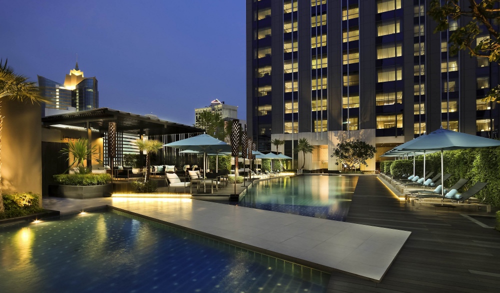 Sofitel Bangkok Sukhumvit, hotels with jacuzzi