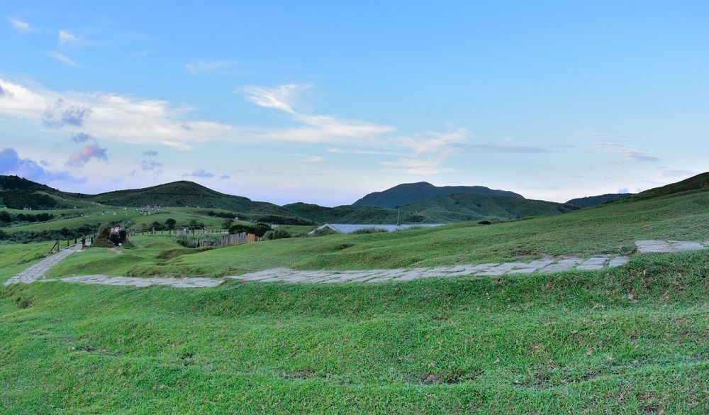 Yangmingshan National Park Qingtiangang Grasslands Trail