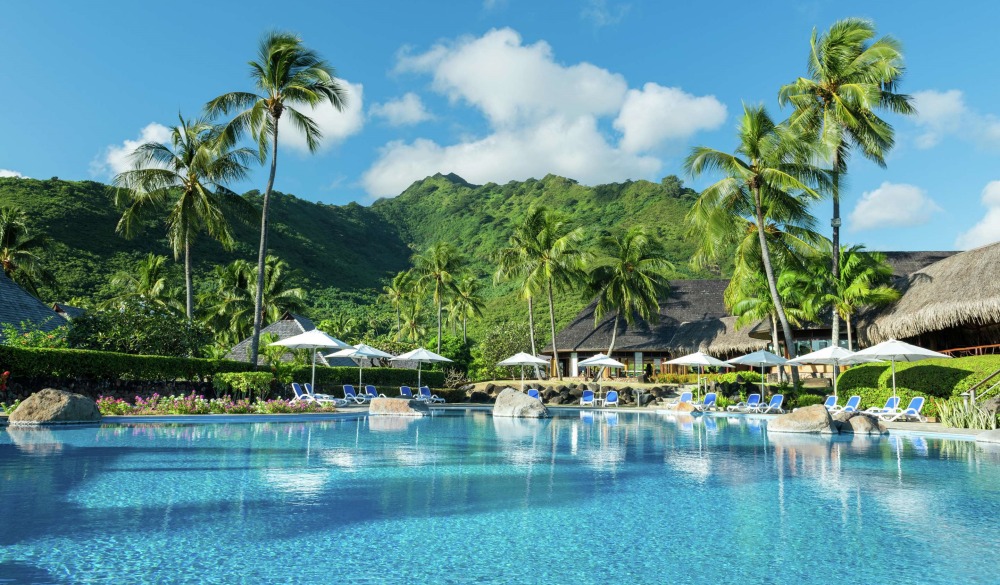 Hilton Moorea Lagoon Resort and Spa, resort on the water