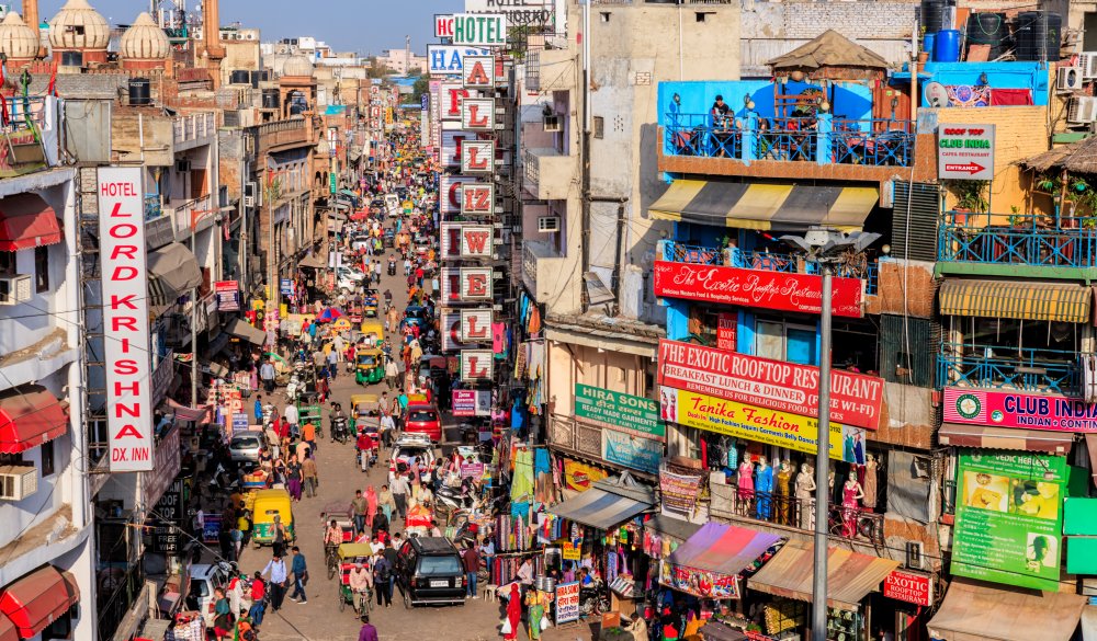 City life - Main Bazar, Paharganj, New Delhi, India