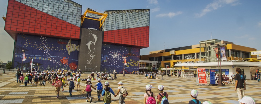 Osaka Aquarium in Tempozan