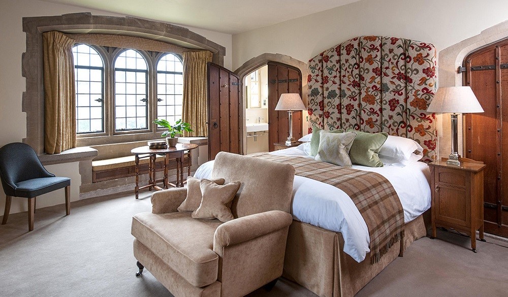 Amberley - Premier Deluxe room, romantic castle hotels