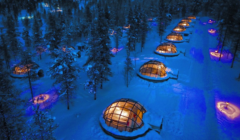Kakslauttanen Arctic Resort glass igloos