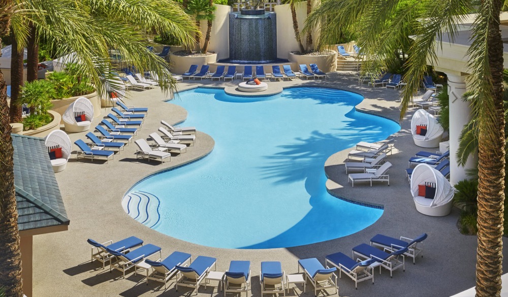 Four Seasons Hotel Las Vegas, Vegas hotels with private pools